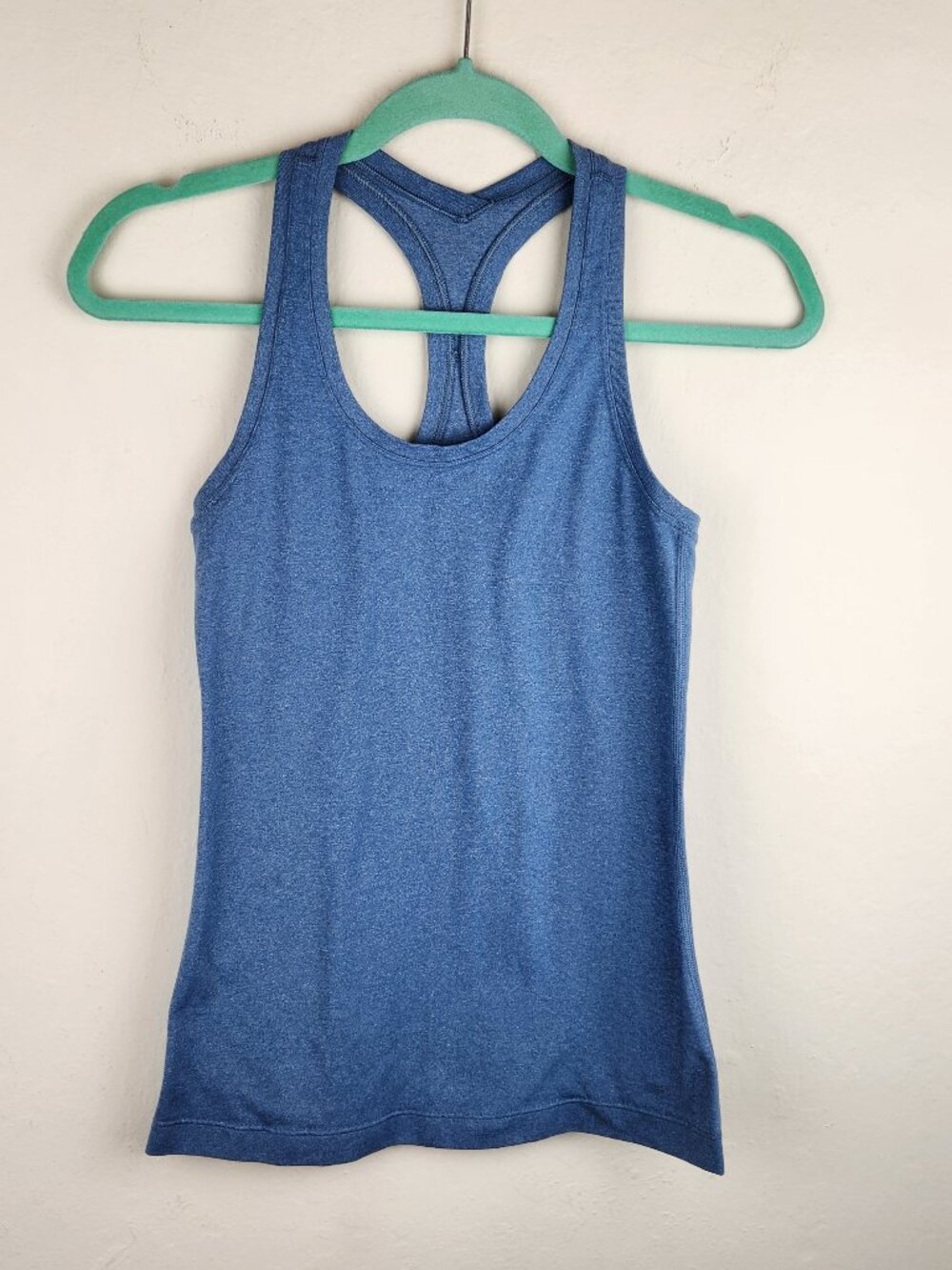 Lululemon Cool Racerback Tank Top Heathered Blue sz 4?